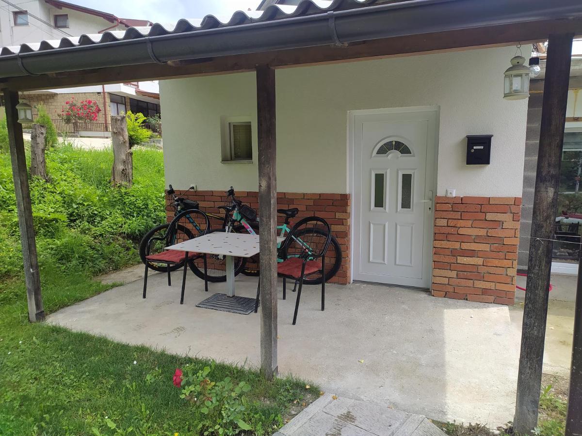 Lenilenii Bungalow Яйце Екстериор снимка